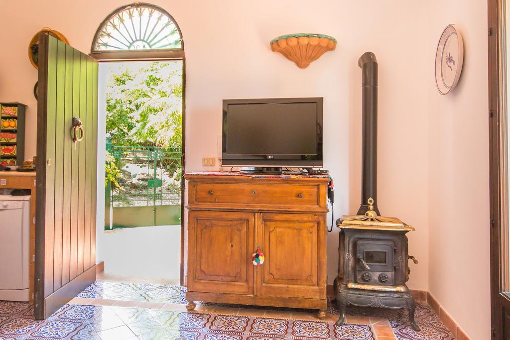 Villa Adamo Scopello  Szoba fotó